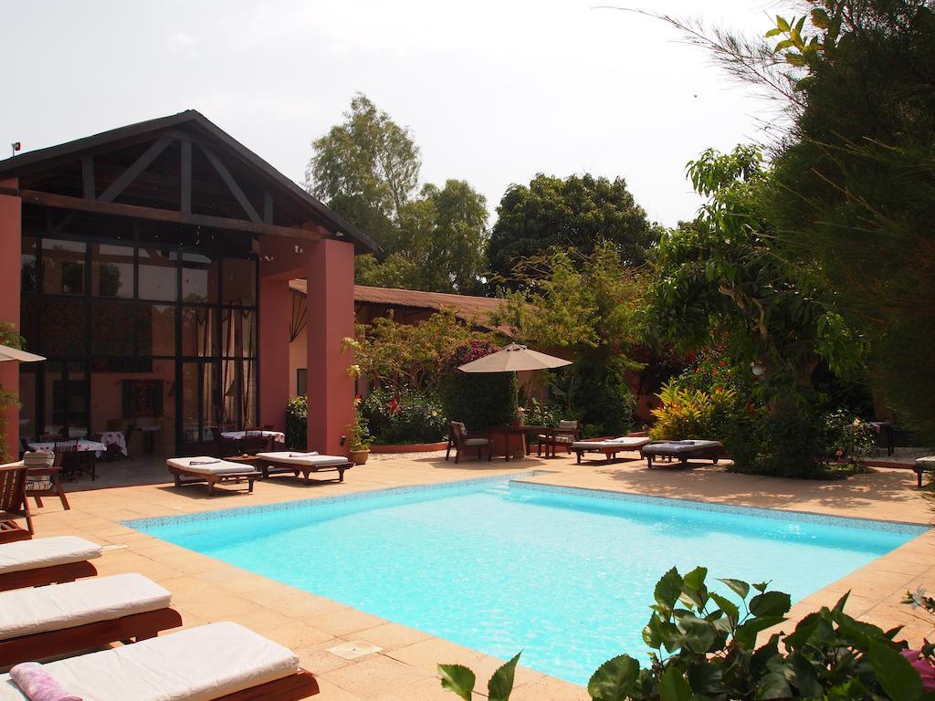 Hibiscus House Gambia Hotel Brufut Екстериор снимка